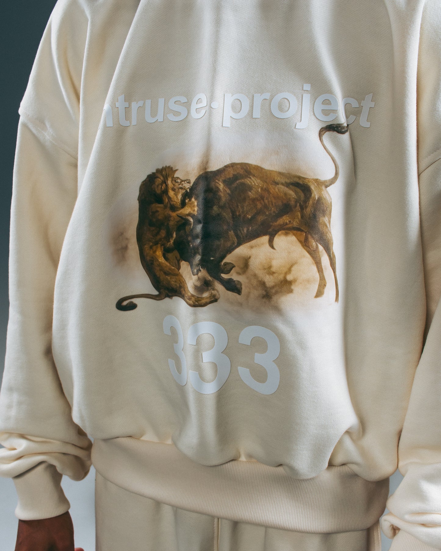 CREWNECK WILD 333