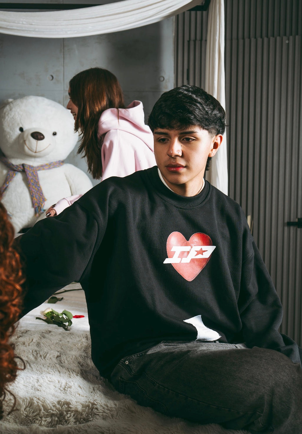 Long sleeve lover