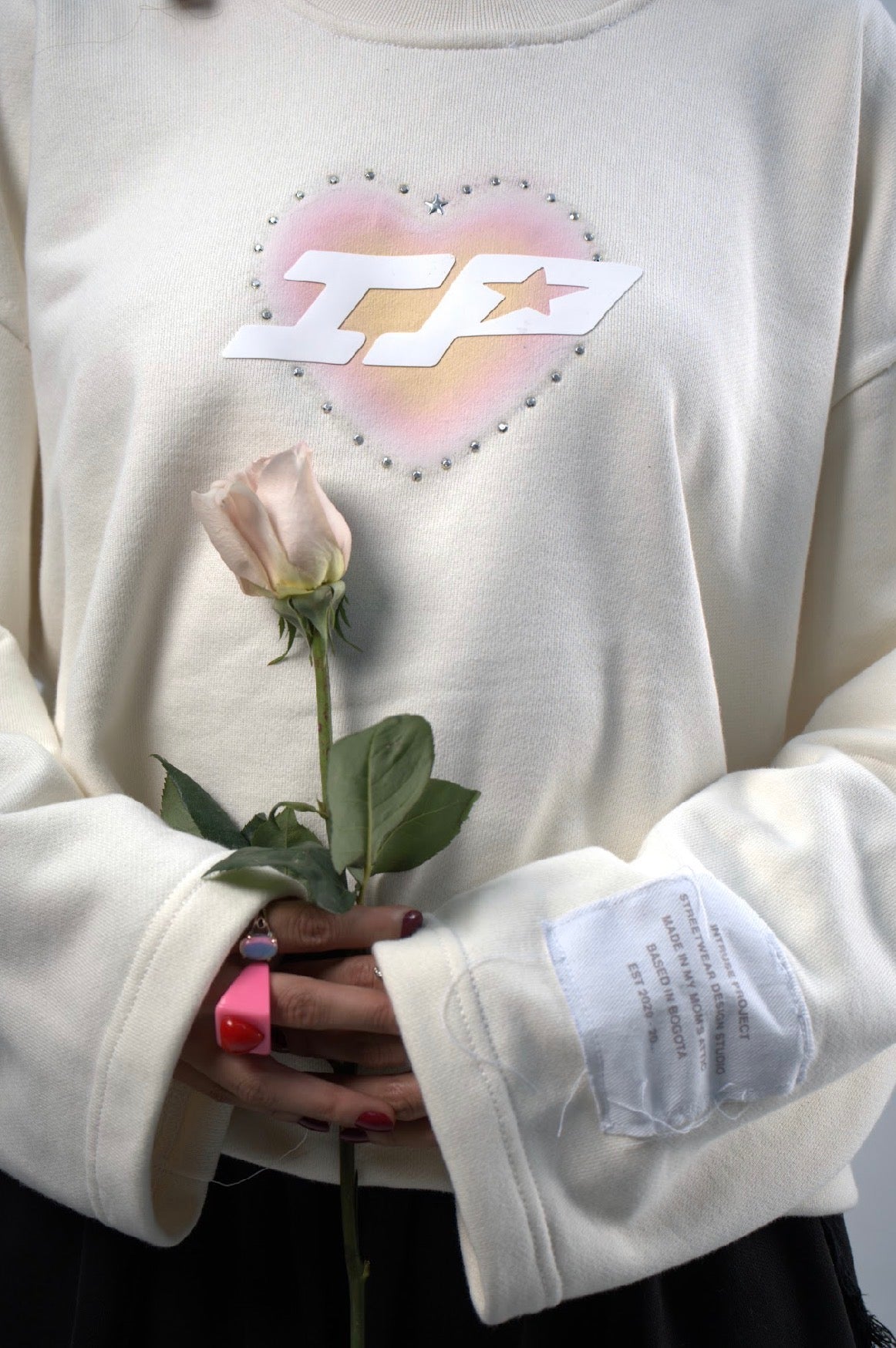 Valentine’s Cream long sleeve pedrería