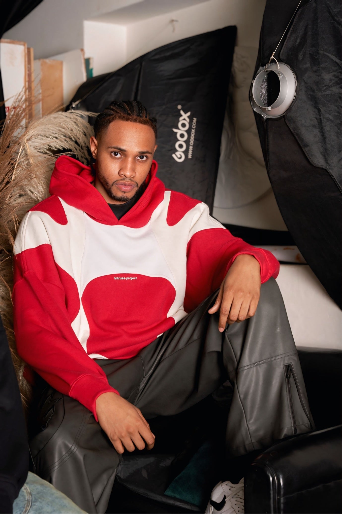 Clean lines hoodie rojo