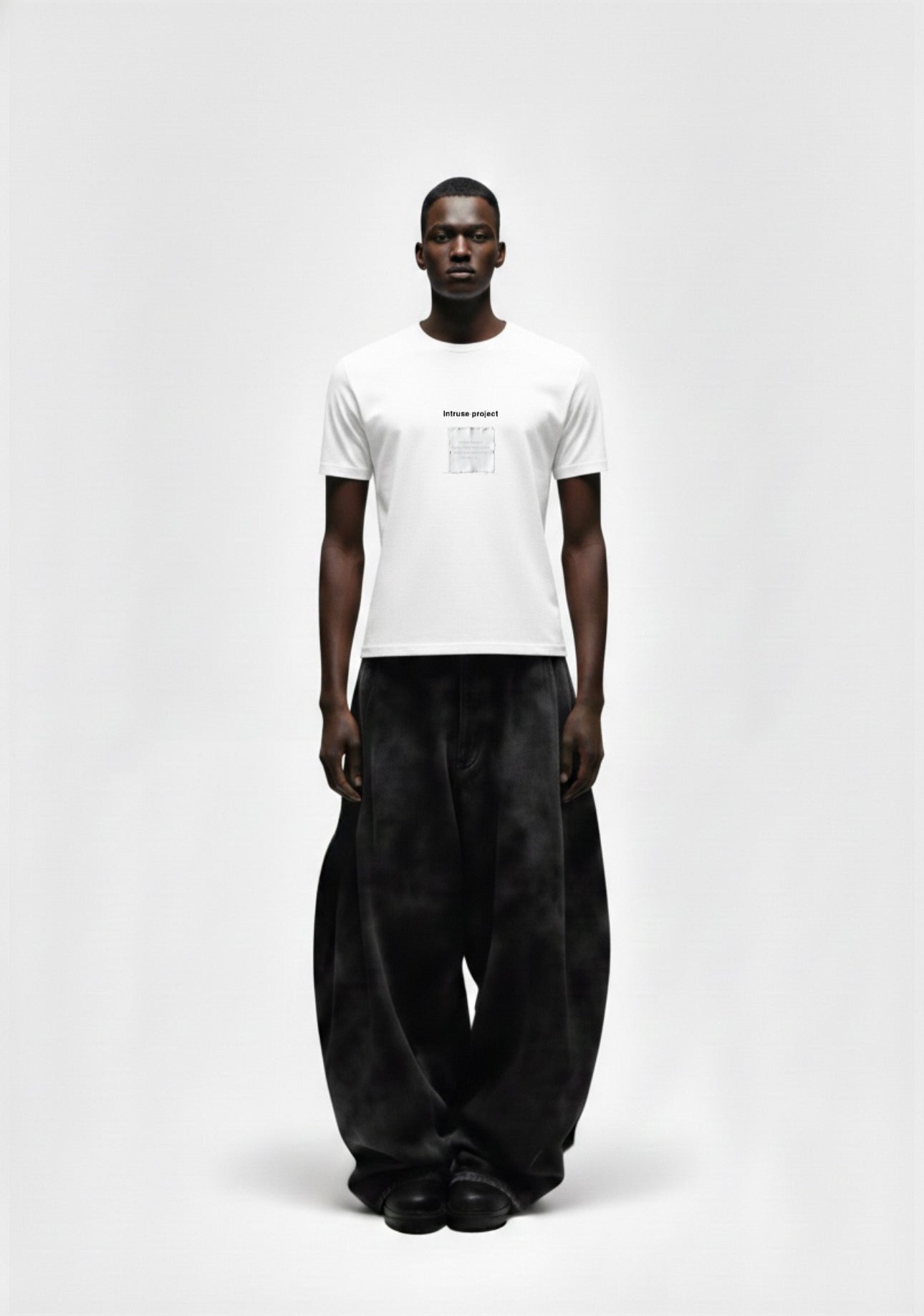 Tee slim fit básica