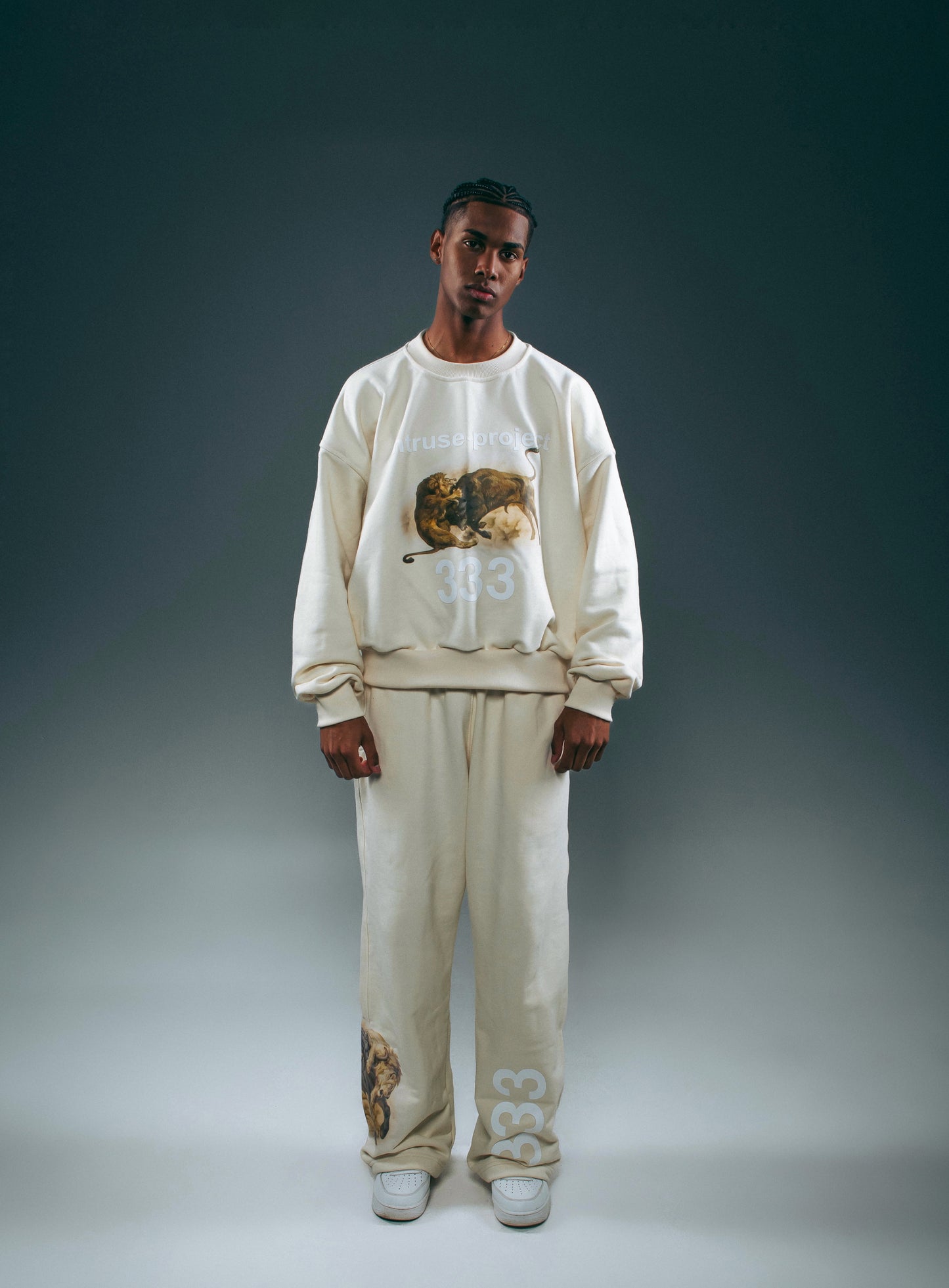 CREWNECK WILD 333