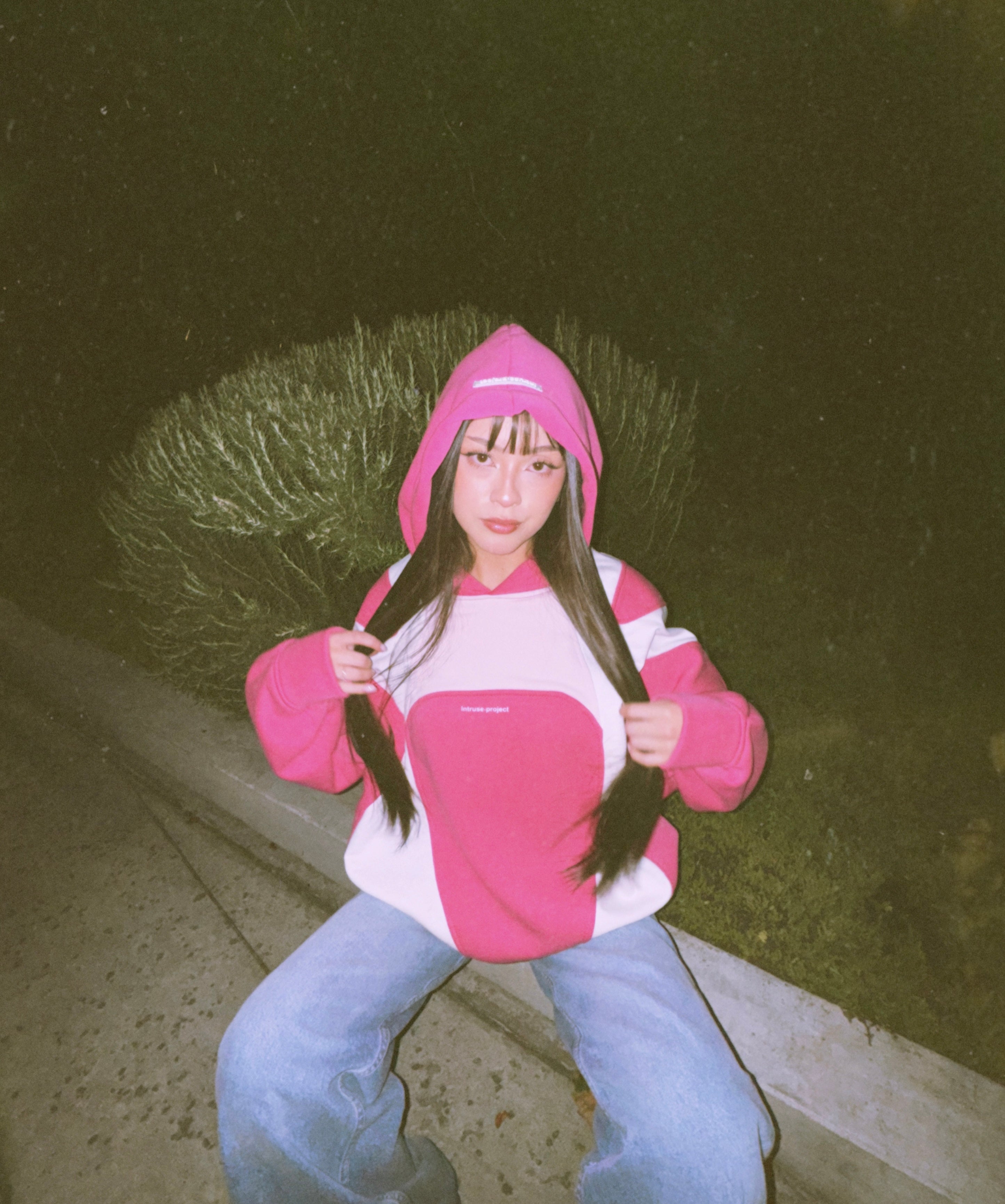 CLEAN LINES HOODIE SPECIAL EDITION SAN VALENTINE