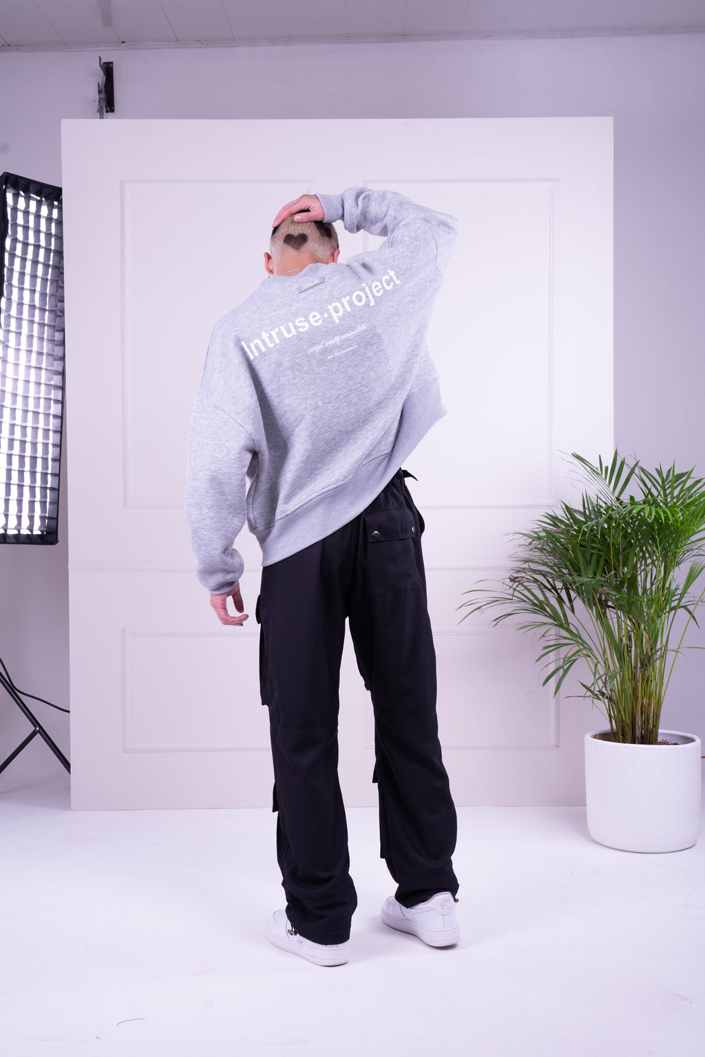 Cropped crewneck gris