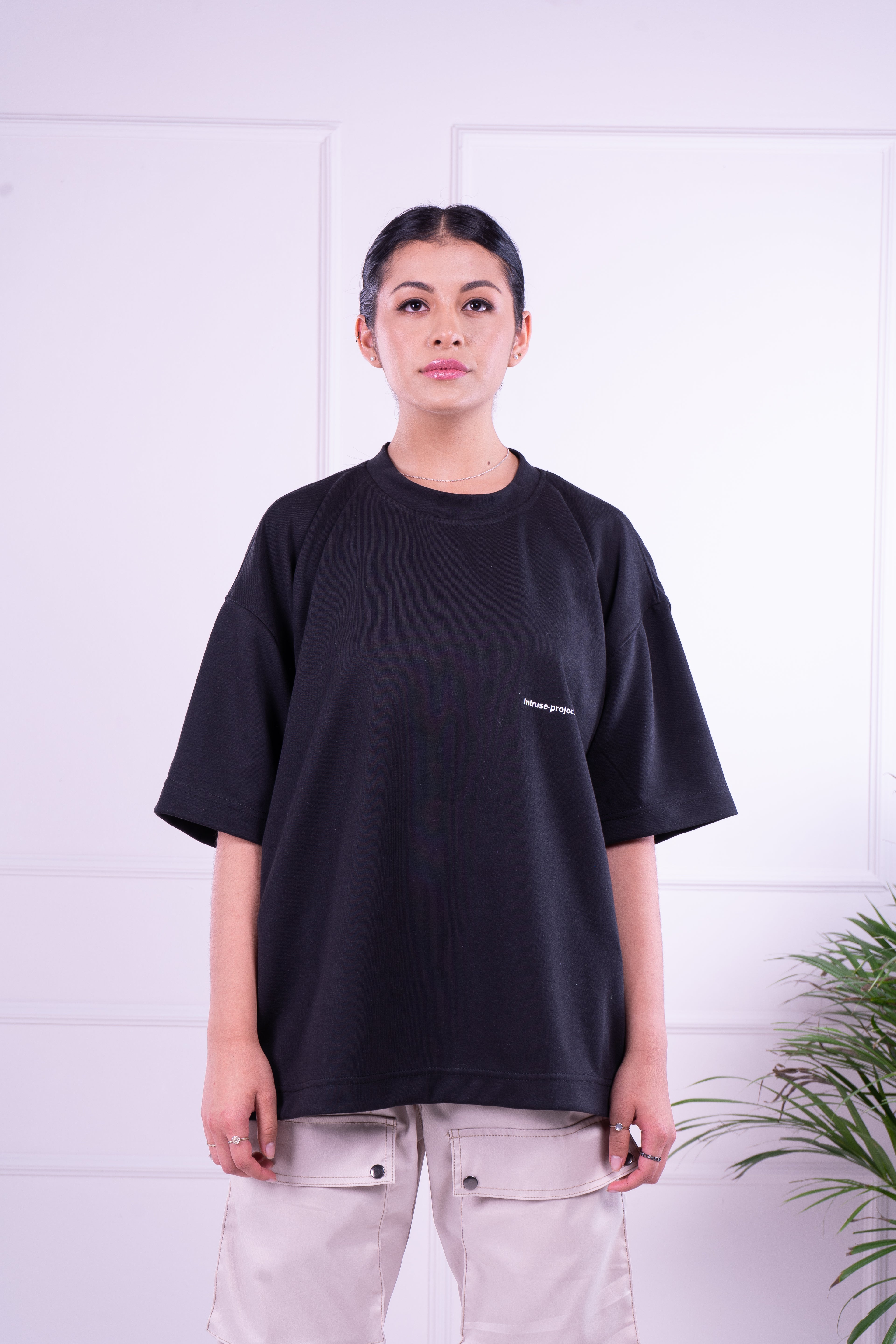 Oversize basic black tee