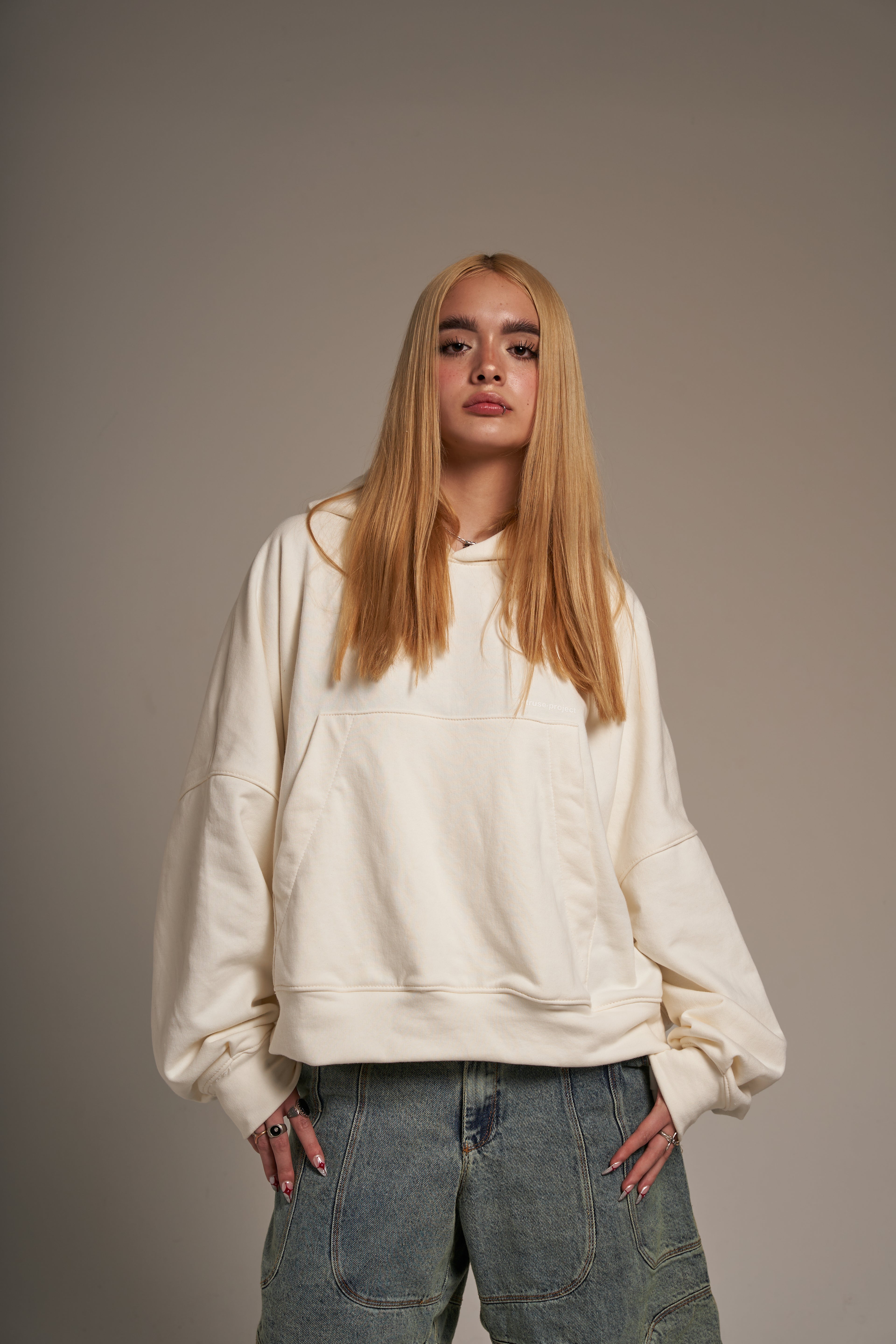 Oversize cropped hoodie V2 marfil